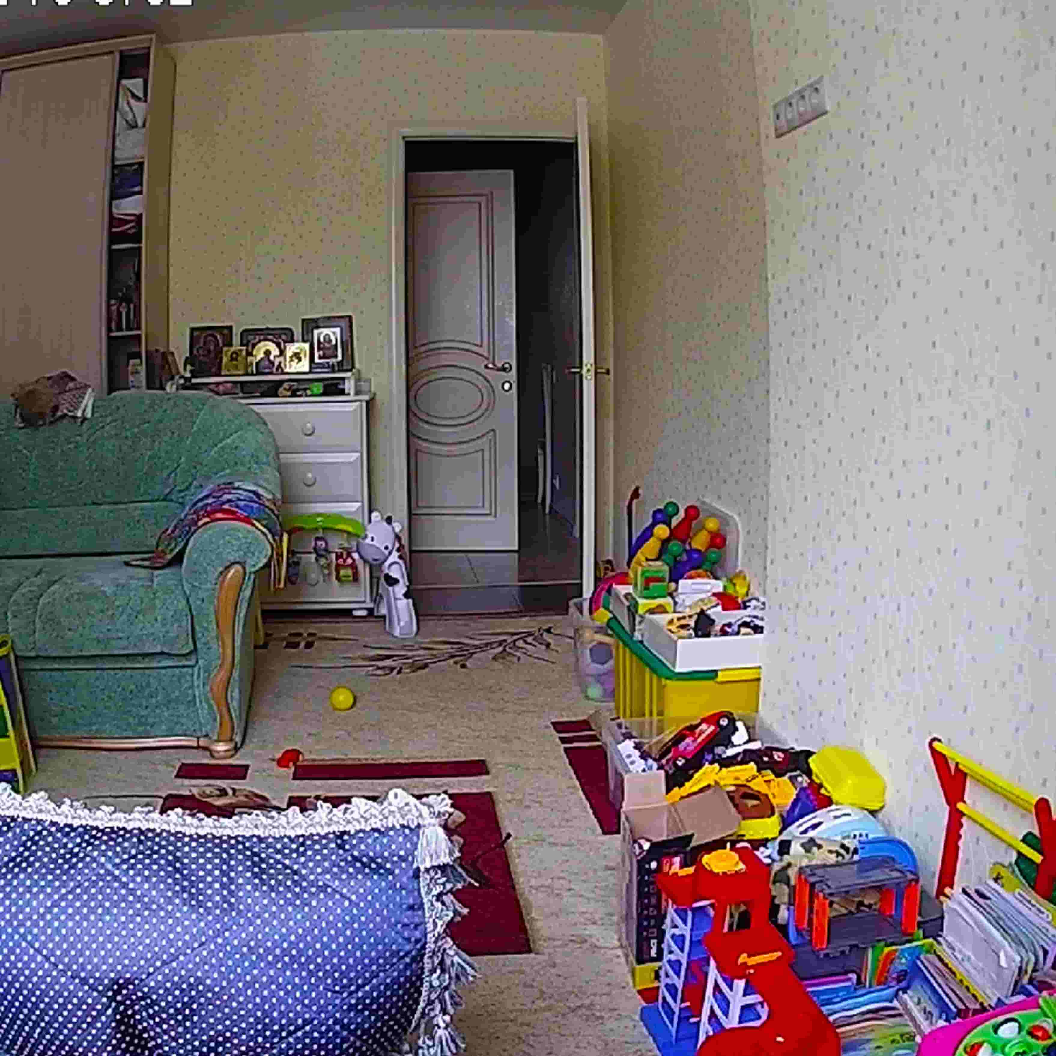 Пример изображения с камер за квартирой